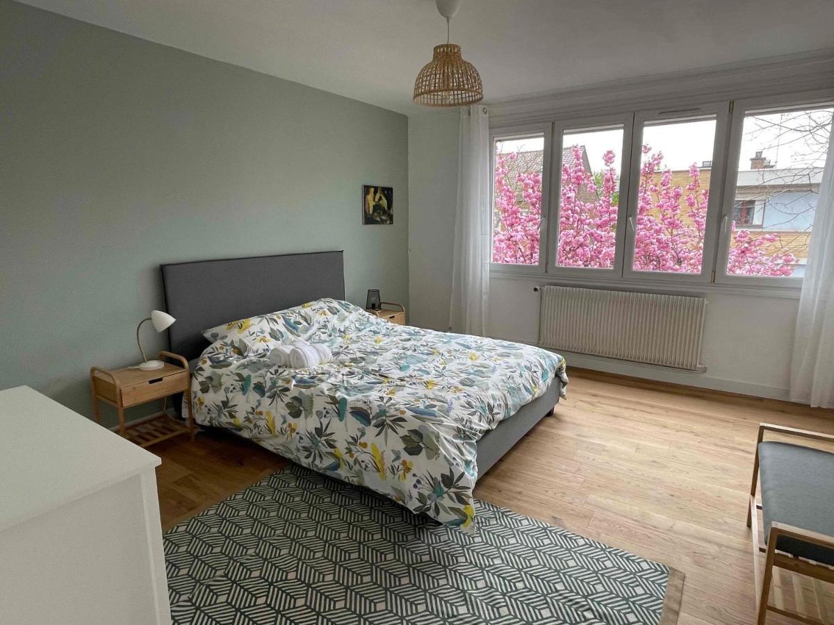 La Chambre Jaune Maison Avec Grande Terrasse Et Garage Prive Villa Lille Bagian luar foto