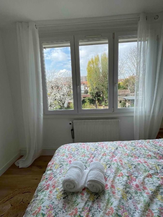 La Chambre Jaune Maison Avec Grande Terrasse Et Garage Prive Villa Lille Bagian luar foto